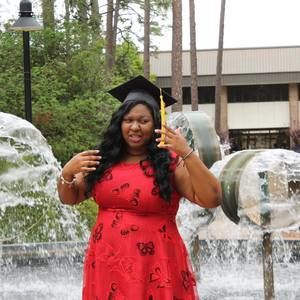 Meet your Posher, Crystal